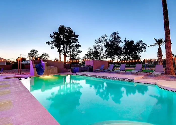 10 Large Bedrooms Sport Court Pool Phoenix