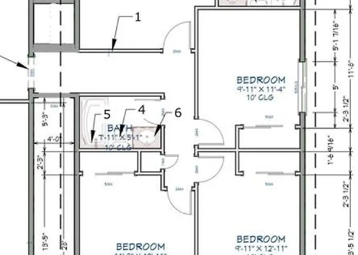 10 Large Bedrooms Sport Court Pool *