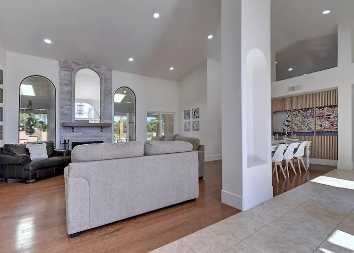 10 Large Bedrooms Sport Court Pool Phoenix