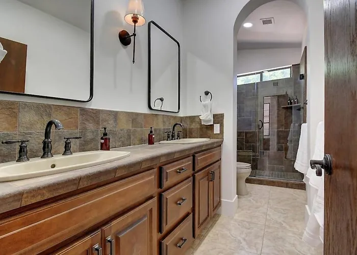 10 Large Bedrooms Sport Court Pool